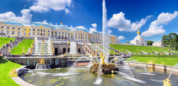 palacio-peterhof