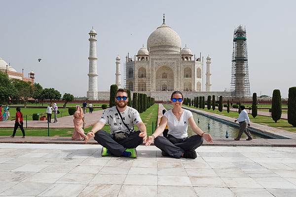 dos-mochilas-en-ruta-agra-india