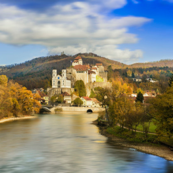 cruceros-lago-leman-castillos-que-ver-hacer-ginebra-suiza