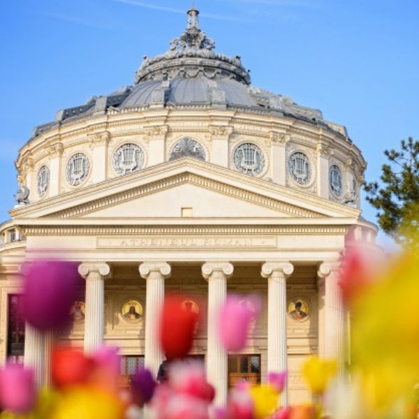 dinero-en-rumania-pagar-en-efectivo-entrada-ateneo-rumano-bucarest