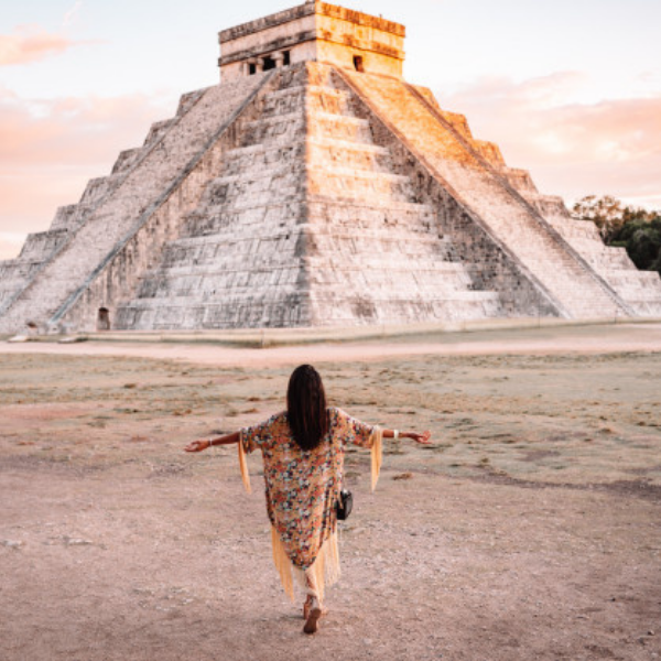 como-pagar-en-mexico-y-donde-cambiar-de-euros-a-pesos-mexicanos-excursion-chichen-itzan-piramides