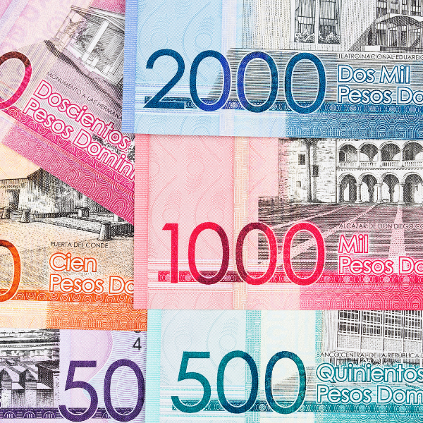 Inferir Mermelada Biblioteca Troncal 2000 Pesos Dominicanos En Euros 