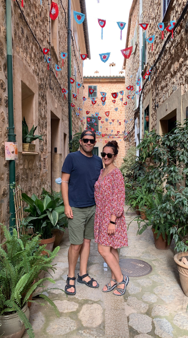 cinque-terre-italia-muero-por-viajar-travel-couple