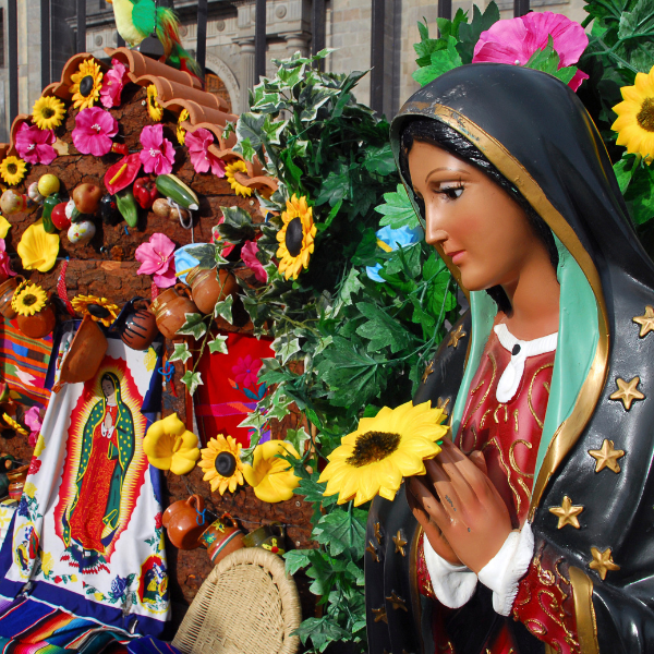 virgen-guadalupe-fiestas-importantes-mexico-tradiciones-costumbres-pb