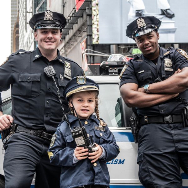 daniela-policias-coche-nueva-york-molaviajar