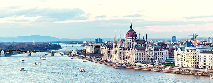 como-pagar-en-budapest-y-donde-cambiar-de-euros-a-florines-hungaros-en-espana-pb.jpg